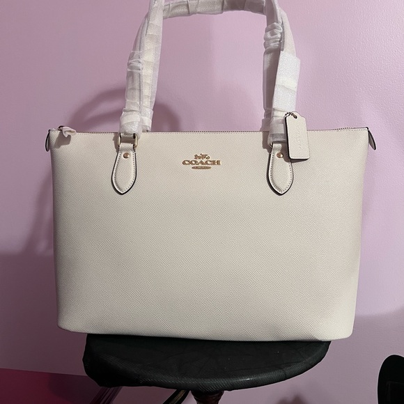 Coach Large Tote in Chalk - Picture 2 of 9